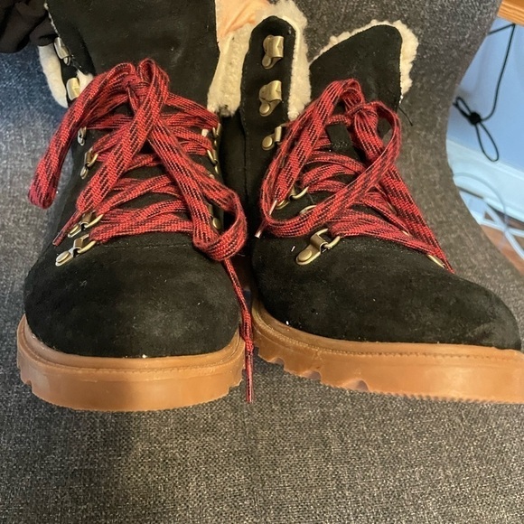 Sorel Ainslie Conquest Suede and Shearling Black waterproof Boots - Picture 13 of 15